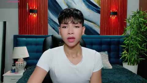  DILAN online show from February 1, 6:06 pm