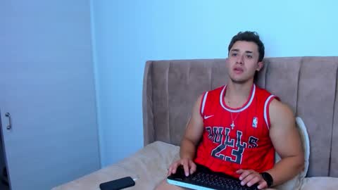 Snapshot of dilan_coy chatting on September 20, 10:11 pm Dilan Coy online show from September 20, 10:11 pm