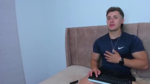 Snapshot of dilan_coy chatting on September 28, 3:01 am Dilan Coy online show from September 28, 3:01 am