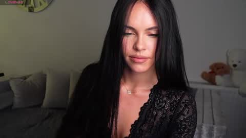 Snapshot of dilara_foxx chatting on June 27, 7:52 pm Dilara online show from June 27, 7:52 pm