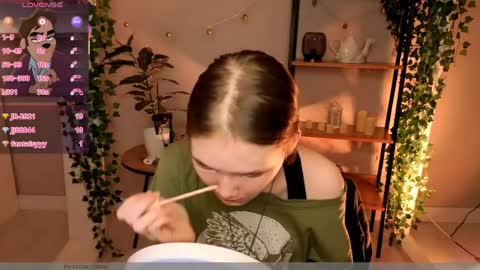 Snapshot of dilara_xbaby chatting on June 2, 2:08 pm Dilara online show from June 2, 2:08 pm