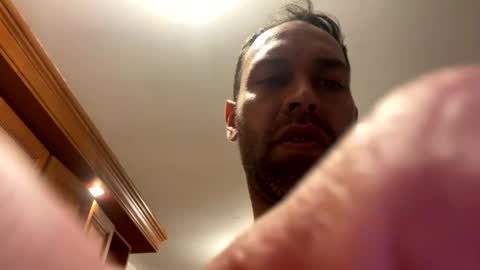 Snapshot of dilfofthenextdoor42 chatting on February 20, 1:57 am dilfofthenextdoor42 online show from February 20, 1:57 am