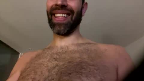 Snapshot of dilfofthenextdoor42 chatting on March 5, 2:36 am dilfofthenextdoor42 online show from March 5, 2:36 am