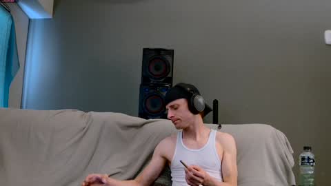 Dilldough405 online show from December 28, 10:02 pm