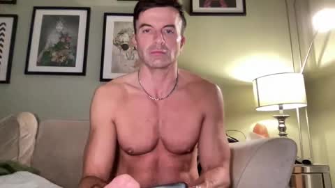Snapshot of dillonwilde chatting on September 26, 8:02 pm Dillon online show from September 26, 8:02 pm