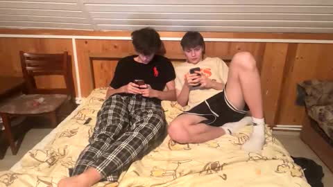 Snapshot of dimamozaev400 chatting on November 6, 2:29 pm Dima online show from November 6, 2:29 pm