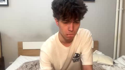 Snapshot of dimamozaev400 chatting on March 11, 1:22 am Dima online show from March 11, 1:22 am