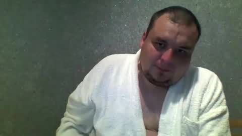 Snapshot of dimasvit5306 chatting on May 7, 6:46 pm dimasvit5306 online show from May 7, 6:46 pm