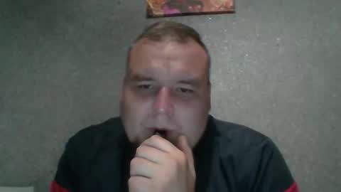 Snapshot of dimasvit5306 chatting on May 23, 8:13 pm dimasvit5306 online show from May 23, 8:13 pm