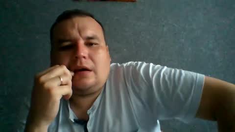 Snapshot of dimasvit5306 chatting on June 6, 7:24 am dimasvit5306 online show from June 6, 7:24 am