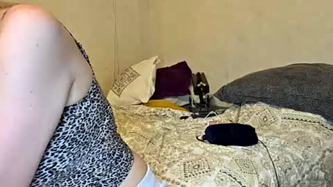 Sofie online show from June 16, 9:34 am