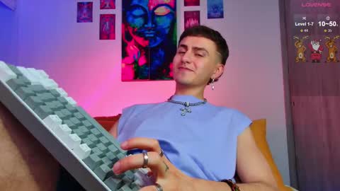 Snapshot of dimitri_bilak_ chatting on December 3, 11:14 pm Julian Independent Model online show from December 3, 11:14 pm