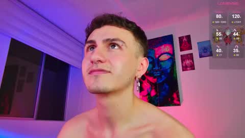 Julian Independent Model online show from December 23, 12:30 am