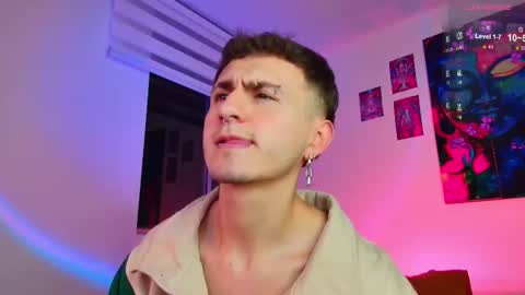 Julian Independent Model online show from January 16, 11:42 pm