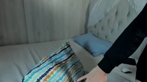 Snapshot of dimitri_targaryen chatting on July 21, 6:05 am Fabian online show from July 21, 6:05 am