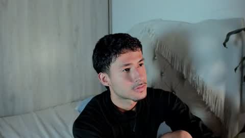 Snapshot of dimitri_targaryen chatting on July 25, 3:04 am Fabian online show from July 25, 3:04 am
