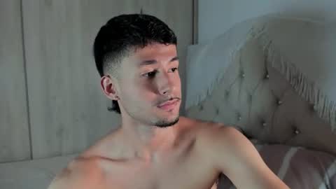 Snapshot of dimitri_targaryen chatting on July 31, 8:30 pm Fabian online show from July 31, 8:30 pm
