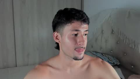 Snapshot of dimitri_targaryen chatting on August 9, 4:50 am Fabian online show from August 9, 4:50 am