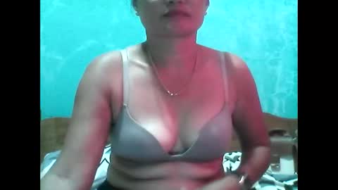 Dimple online show from February 17, 3:04 am