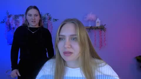 dina_bloom online show from February 2, 8:18 pm