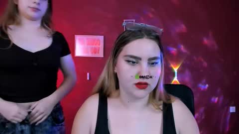 dina_bloom online show from February 22, 7:45 pm