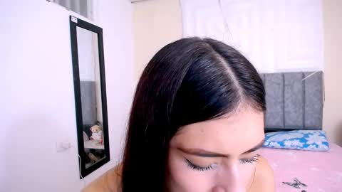 DINA online show from January 9, 6:21 pm