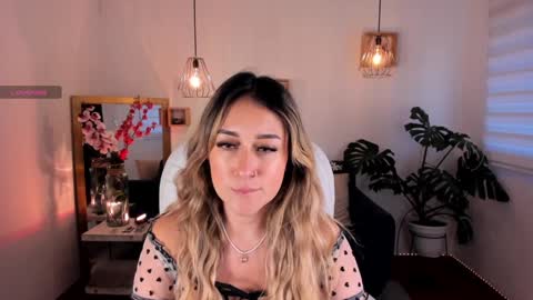   online show from December 20, 12:16 pm