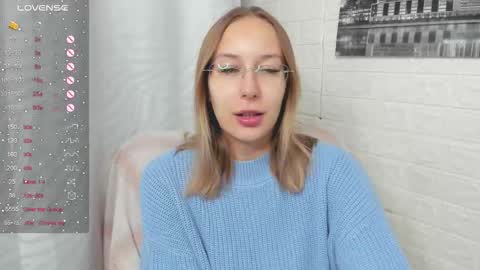 Snapshot of dina_sunshine chatting on February 27, 12:54 am Dina online show from February 27, 12:54 am