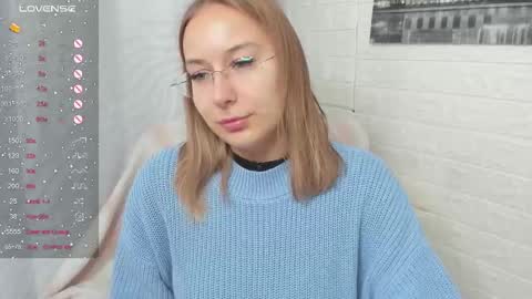 Snapshot of dina_sunshine chatting on February 28, 2:12 am Dina online show from February 28, 2:12 am