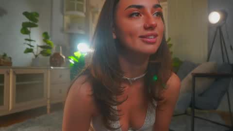 Snapshot of dinacaguimbal chatting on May 9, 12:43 pm Dina and ill be glad to be here with you follow to me online show from May 9, 12:43 pm
