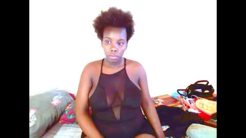 Snapshot of dinnydakrazx chatting on January 17, 7:19 am dinnydakrazx online show from January 17, 7:19 am