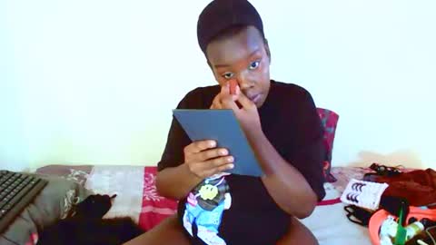 Snapshot of dinnydakrazx chatting on January 24, 7:08 am dinnydakrazx online show from January 24, 7:08 am