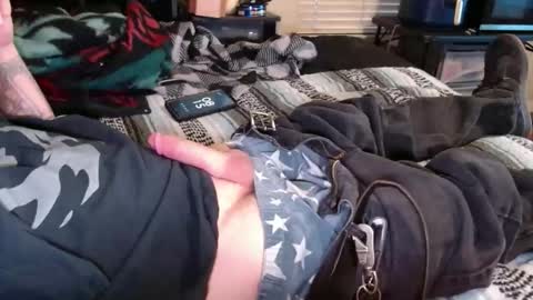 dino695802 online show from October 27, 1:15 pm