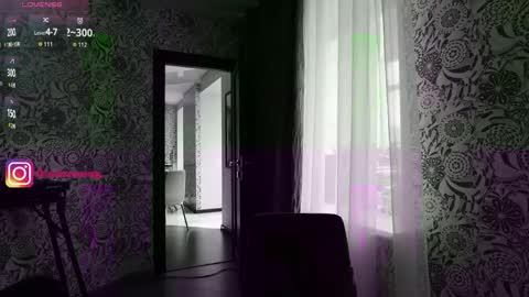 Snapshot of diodoramag chatting on April 19, 10:14 am Diodora Magenta online show from April 19, 10:14 am