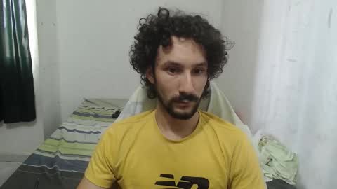 Snapshot of dioni_soe chatting on September 28, 2:44 pm Henry online show from September 28, 2:44 pm