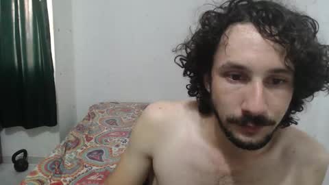 Snapshot of dioni_soe chatting on November 2, 9:50 pm Henry online show from November 2, 9:50 pm