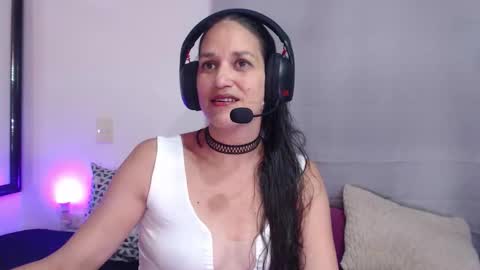 diosa78afrodita online show from March 29, 11:27 pm