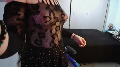 diosa_a_ online show from May 1, 11:31 pm