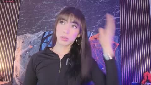 Snapshot of diosaa_golden chatting on October 26, 9:53 pm DIOSA online show from October 26, 9:53 pm