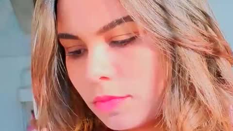 Snapshot of diosadeluniverso_ chatting on December 14, 7:51 pm diosadeluniverso_ online show from December 14, 7:51 pm