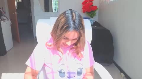 Snapshot of diosadeluniverso_ chatting on December 19, 6:04 pm diosadeluniverso_ online show from December 19, 6:04 pm