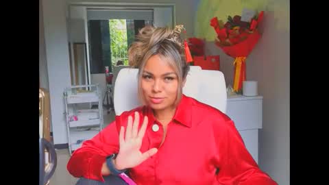 Snapshot of diosadeluniverso_ chatting on March 16, 6:12 pm diosadeluniverso_ online show from March 16, 6:12 pm