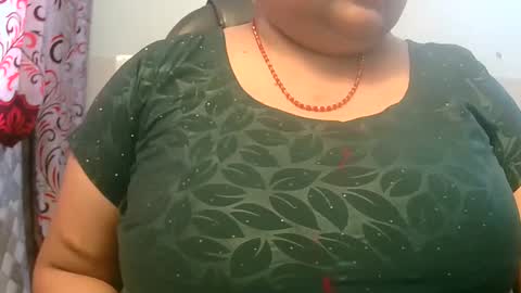 Snapshot of dipa2345 chatting on January 21, 6:11 am dipa2345 online show from January 21, 6:11 am