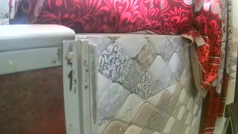 Snapshot of dipa2345 chatting on September 14, 5:28 am dipa2345 online show from September 14, 5:28 am