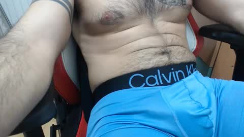 Snapshot of dirfocus chatting on November 1, 5:31 am Z online show from November 1, 5:31 am