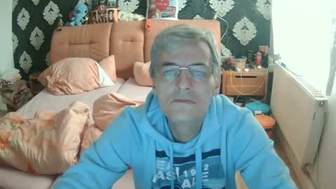 Adam Carla online show from February 14, 8:31 am