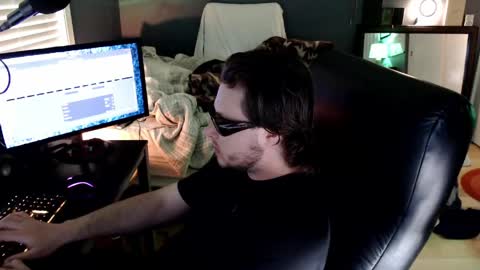 Dirk Sloan online show from May 11, 5:43 pm