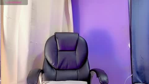 dirty_888 online show from June 18, 4:13 am
