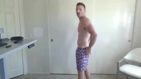 dirty_birdy_ online show from April 28, 6:35 pm