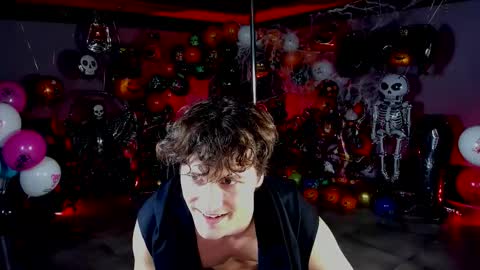 dirty_boss online show from October 30, 12:01 am